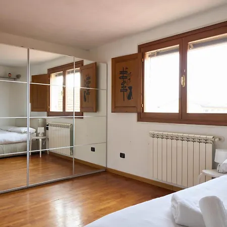 Lungarno Panoramic Appartement *