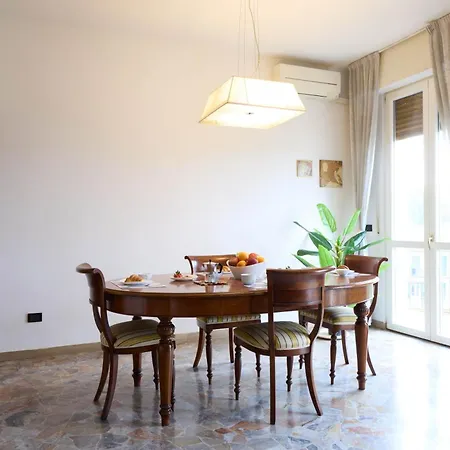 Lungarno Panoramic Apartman *