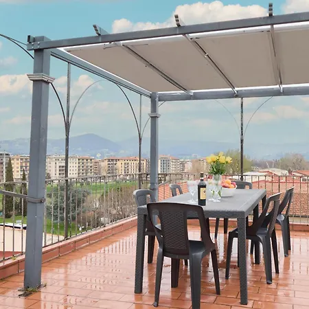 Apartment Lungarno Panoramic Florenz